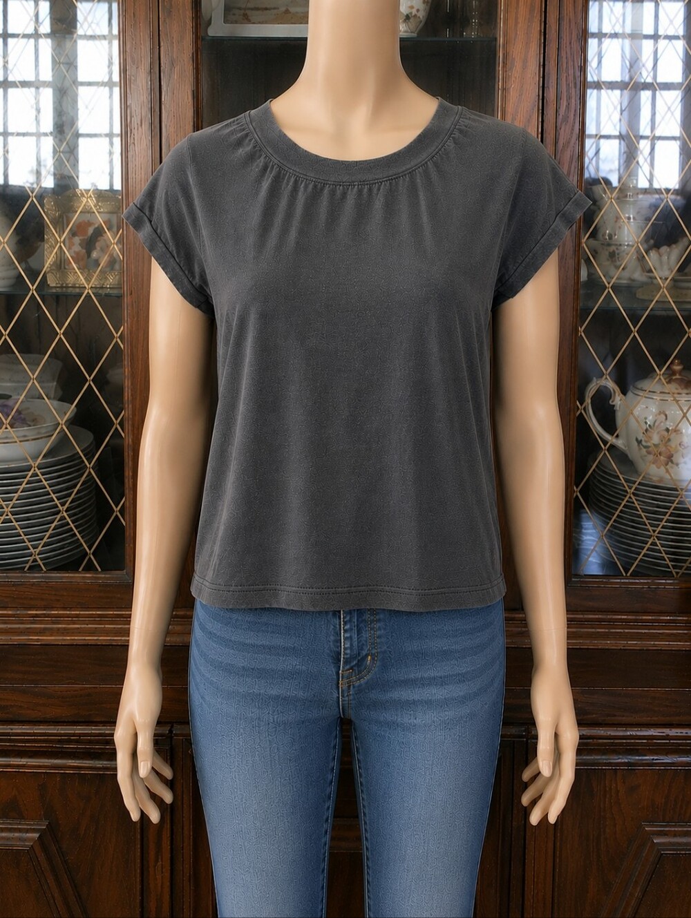 Size S Satva short sleeve black sweater